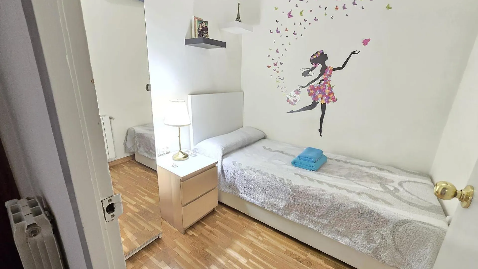 Rooms Aribau Barcelona Bed & Breakfast