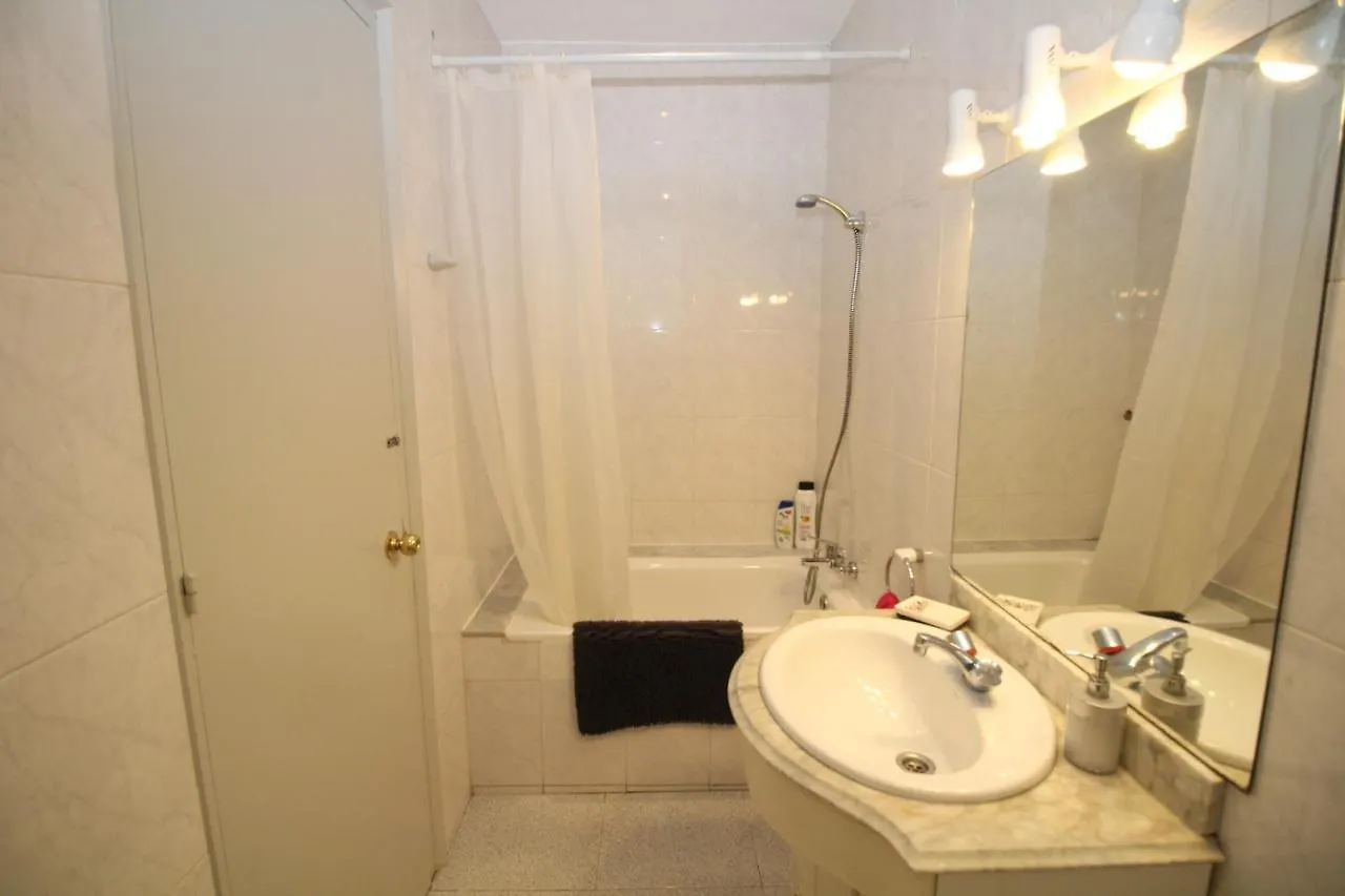 Rooms Aribau Barcelona Bed & Breakfast